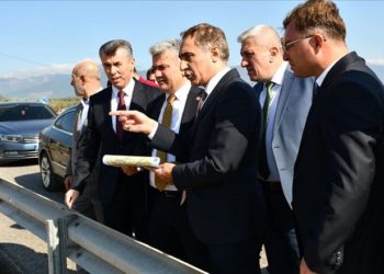 Canbey´den Edremit´e yatırım müjdeleri